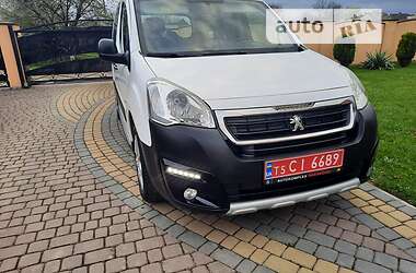 Минивэн Peugeot Partner 2017 в 