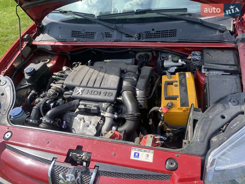 Мінівен Peugeot Partner 2006 в Рахові