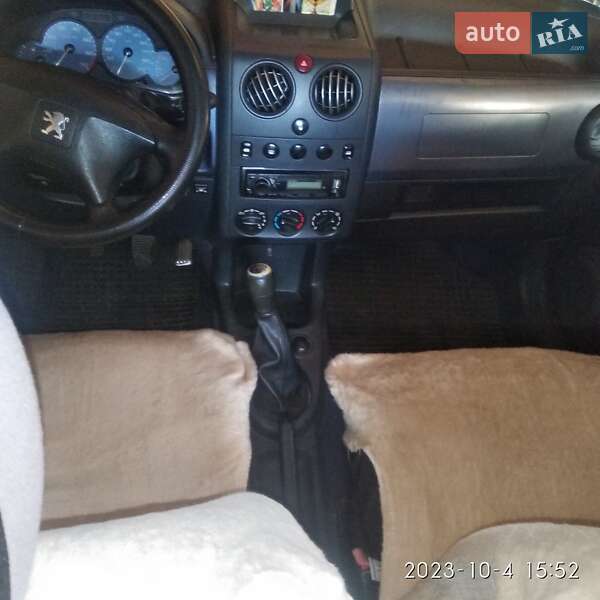 Мінівен Peugeot Partner 2012 в Івано-Франківську