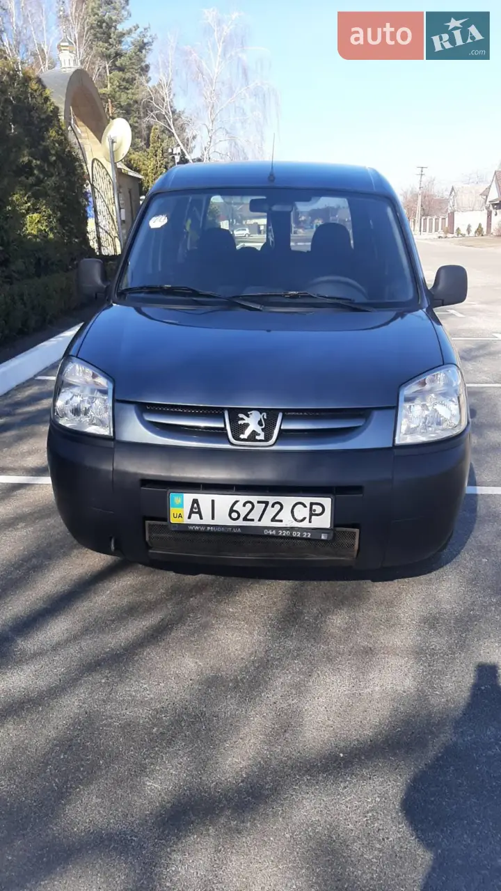 2011 Peugeot Partner - мініатюра 11