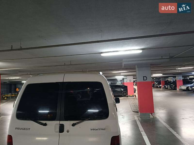 Мінівен Peugeot Partner 2003 в Львові