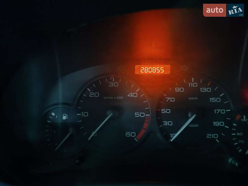 Мінівен Peugeot Partner 2003 в Львові