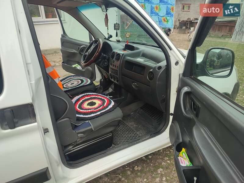 Минивэн Peugeot Partner 2004 в Тернополе