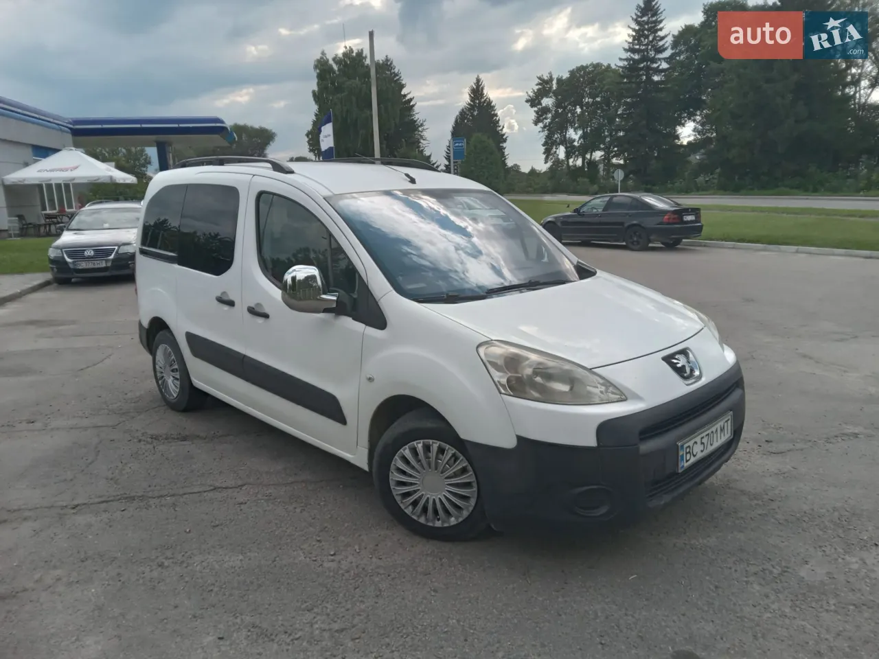 2010 Peugeot Partner - мініатюра 32