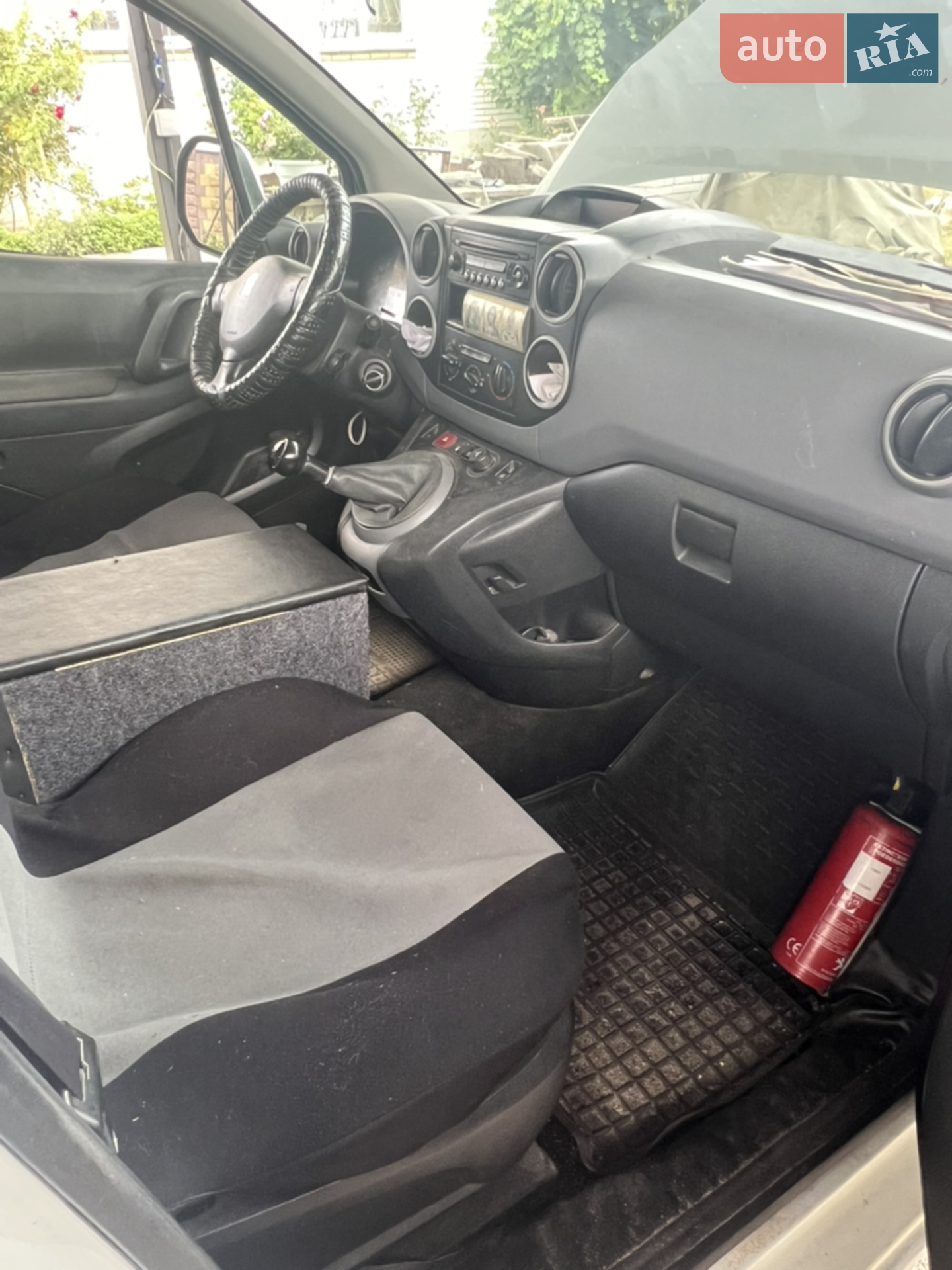 2010 Peugeot Partner - мініатюра 7