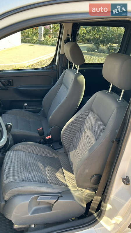 Минивэн Peugeot Partner 2008 в Черновцах фото 9 Минивэн Peugeot Partner 2008 в Черновцах