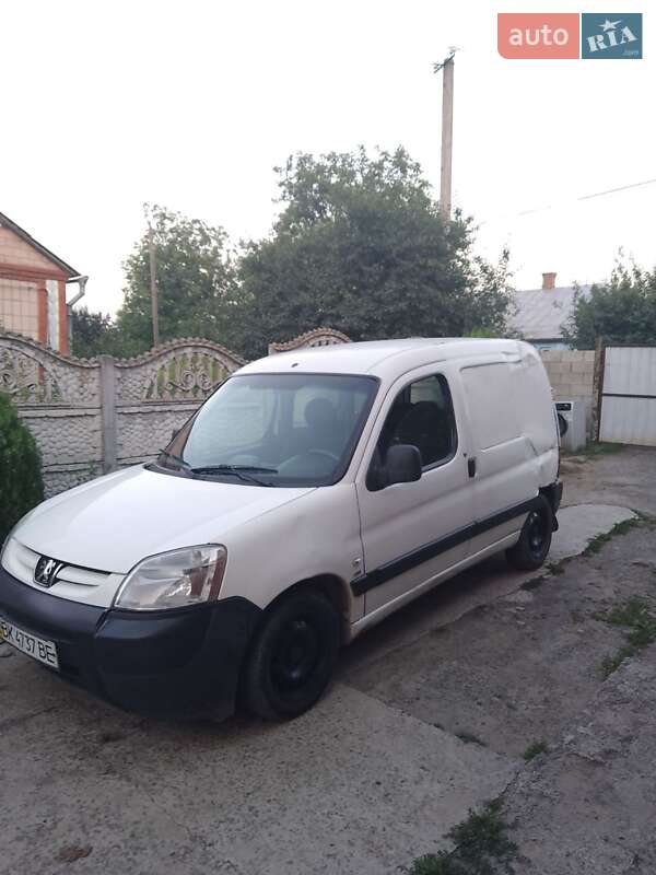 Мінівен Peugeot Partner 2006 в Рівному