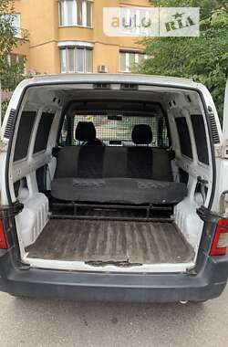 Грузовой фургон Peugeot Partner 2006 в 