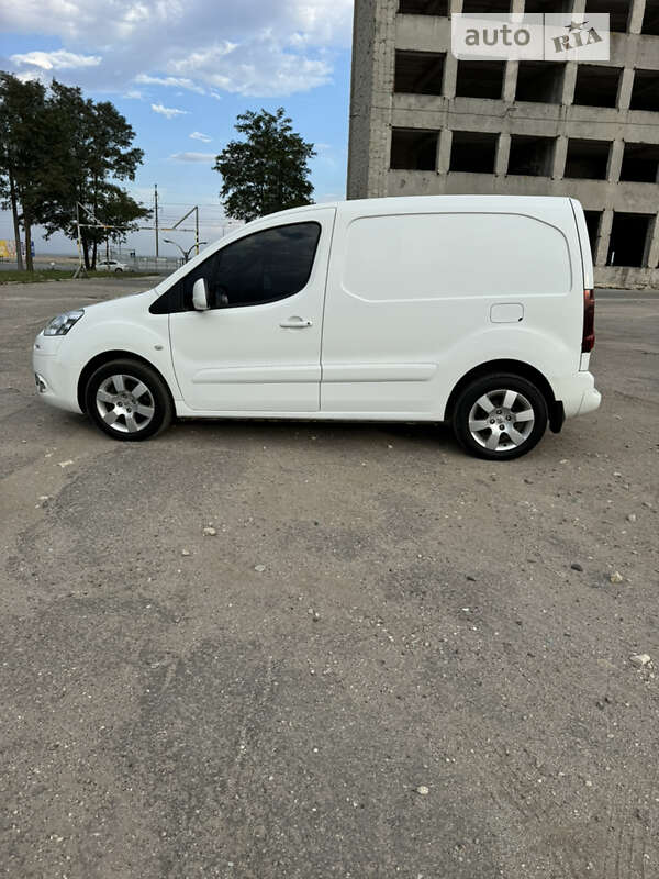 Грузовой фургон Peugeot Partner 2014 в Тернополе