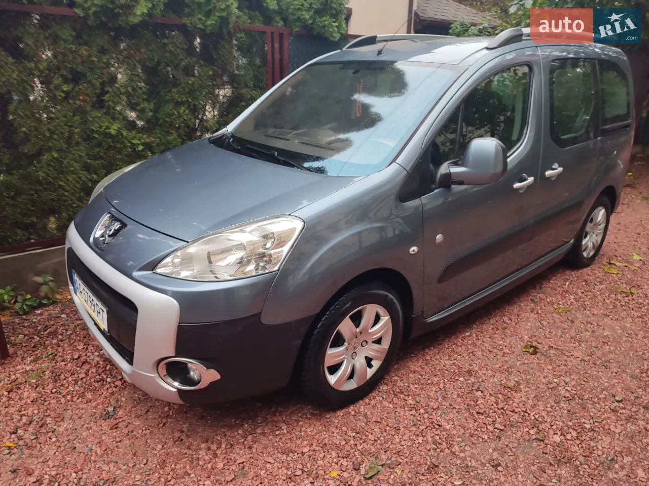 2010 Peugeot Partner - мініатюра 12