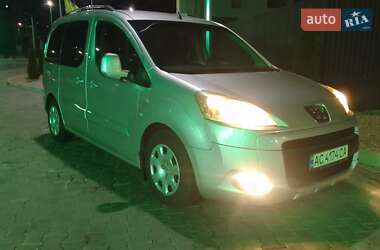 Минивэн Peugeot Partner 2011 в 