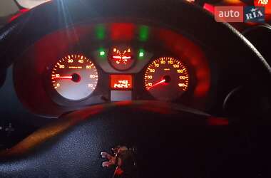 Минивэн Peugeot Partner 2011 в 