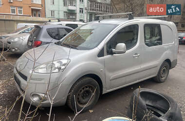 Вантажний фургон Peugeot Partner 2013 в Києві