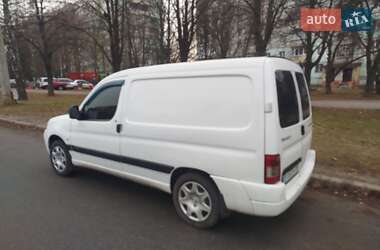 Вантажний фургон Peugeot Partner 2011 в 