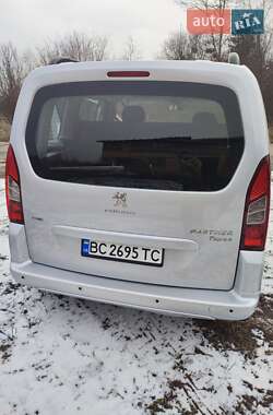 Мінівен Peugeot Partner 2015 в 