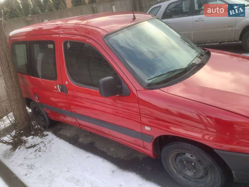Мінівен Peugeot Partner 2003 в Луцьку