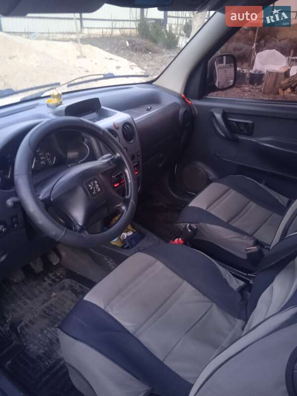 Мінівен Peugeot Partner 2009 в Бердичеві