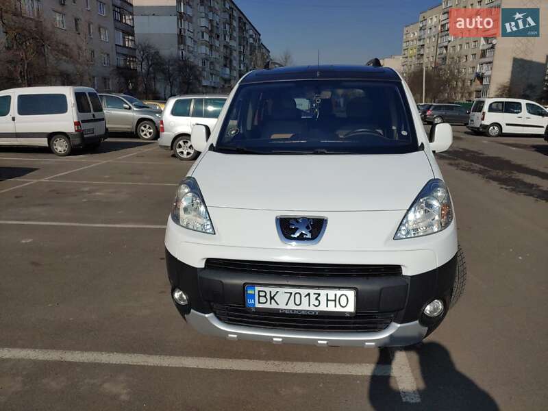 Минивэн Peugeot Partner 2010 в 
