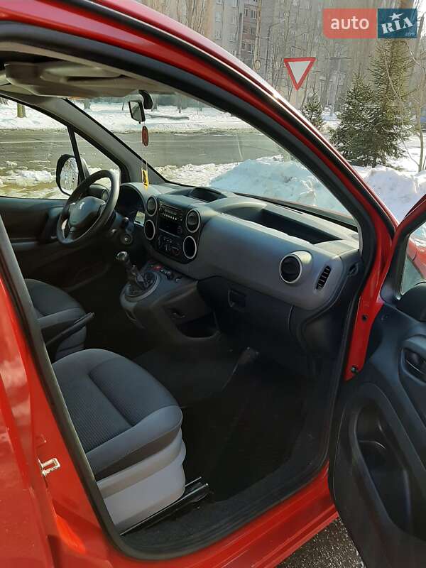 Минивэн Peugeot Partner 2011 в Ивано-Франковске