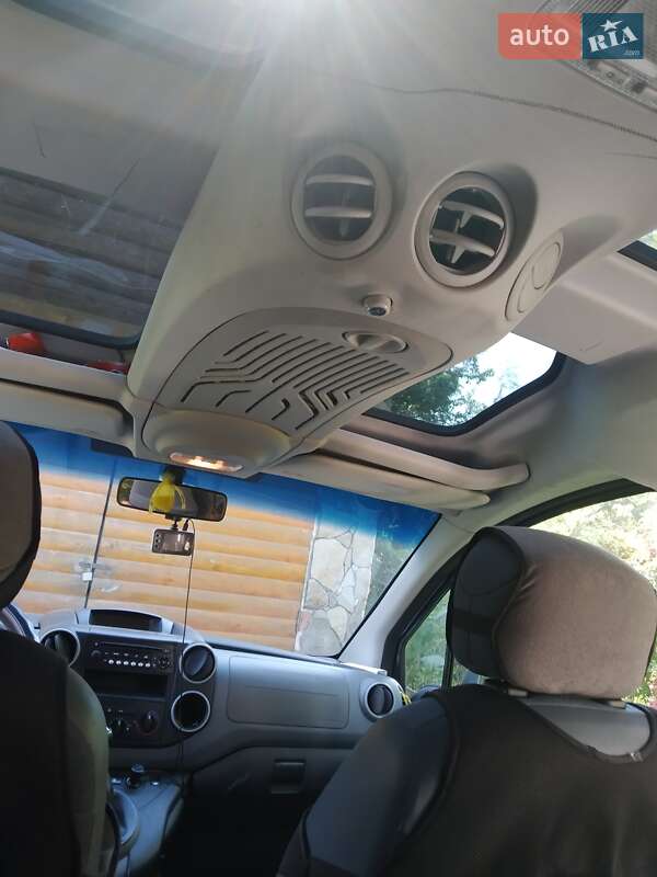 Мінівен Peugeot Partner 2012 в Яремчі фото 10 Мінівен Peugeot Partner 2012 в Яремчі