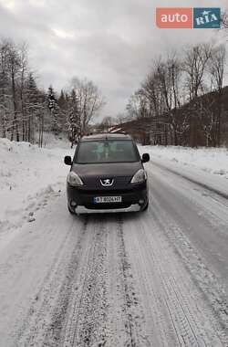 Минивэн Peugeot Partner 2010 в 