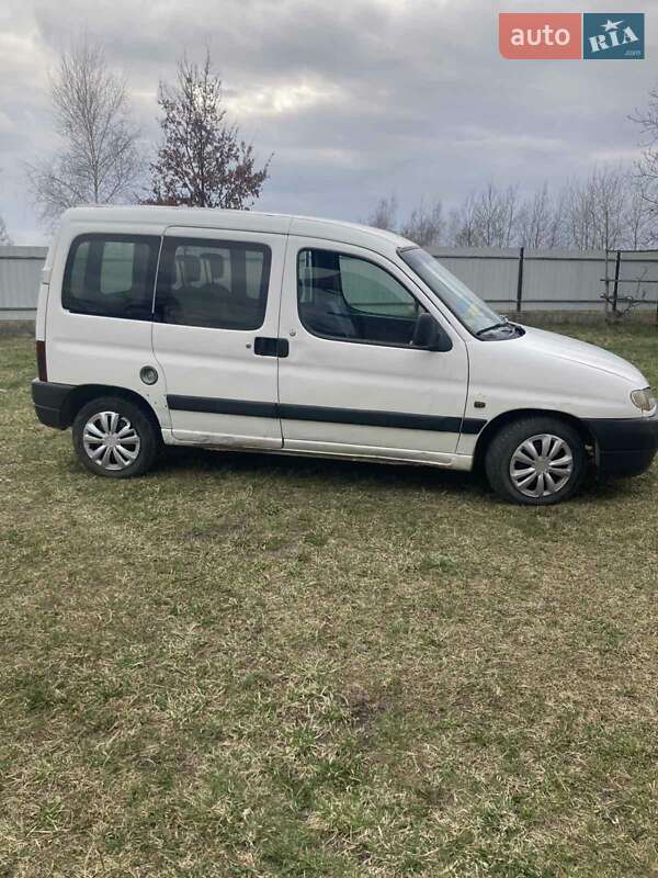 Мінівен Peugeot Partner 2001 в Яворові