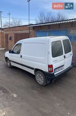 Вантажний фургон Peugeot Partner 2011 в 