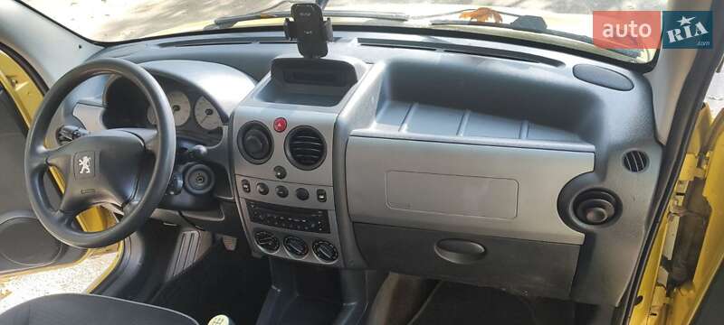 Мінівен Peugeot Partner 2007 в Бершаді