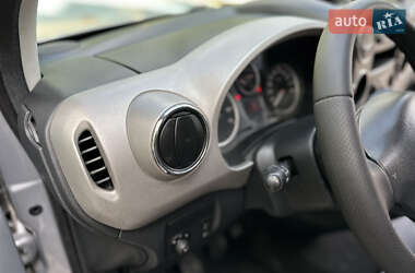 Мінівен Peugeot Partner 2013 в 
