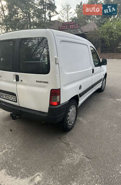 Вантажний фургон Peugeot Partner 2006 в 