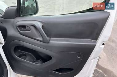 Минивэн Peugeot Partner 2017 в 