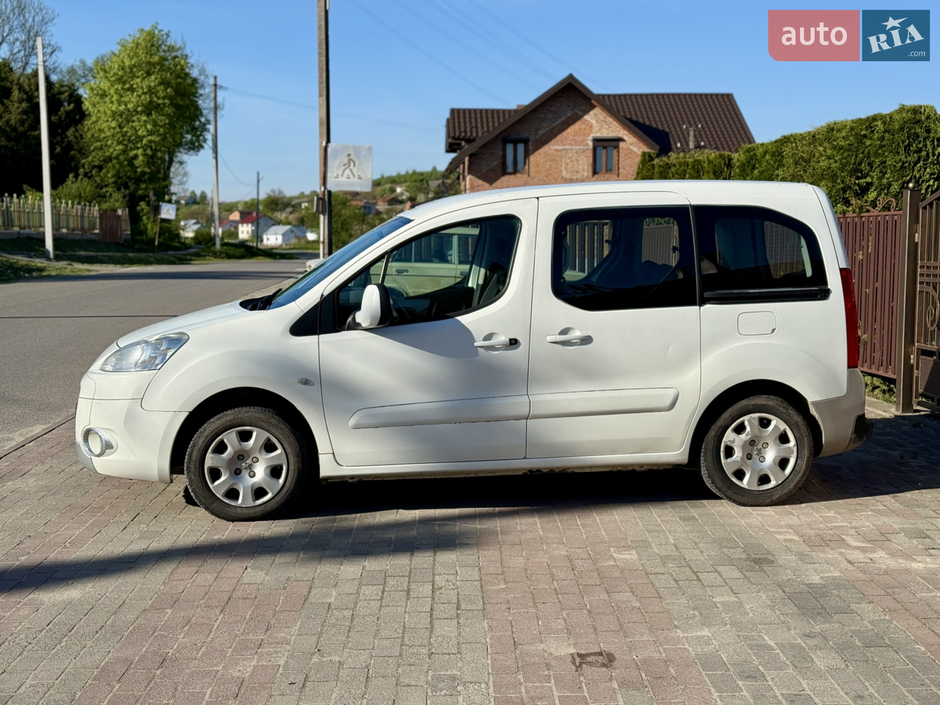 2011 Peugeot Partner - мініатюра 6
