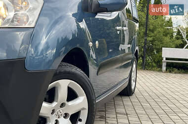 Минивэн Peugeot Partner 2011 в 