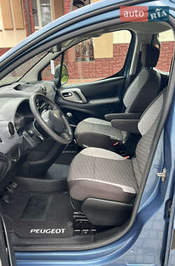 Минивэн Peugeot Partner 2011 в 