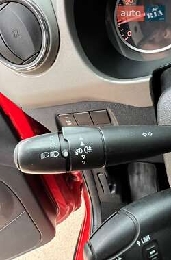 Минивэн Peugeot Partner 2011 в 