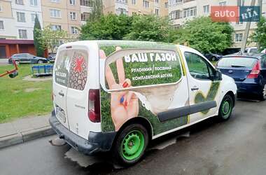 Вантажний фургон Peugeot Partner 2012 в 