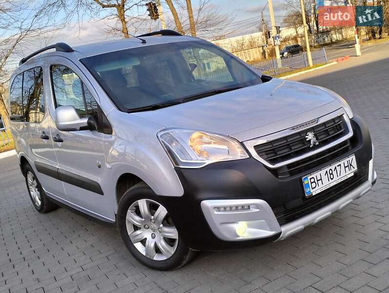 Мінівен Peugeot Partner 2015 в Одесі