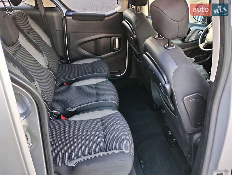 Мінівен Peugeot Partner 2015 в Одесі