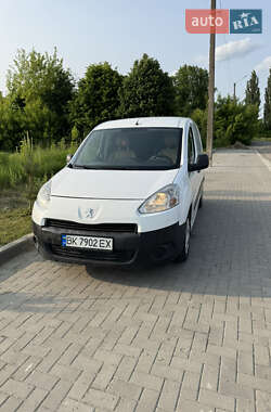 Грузовой фургон Peugeot Partner 2015 в Ровно