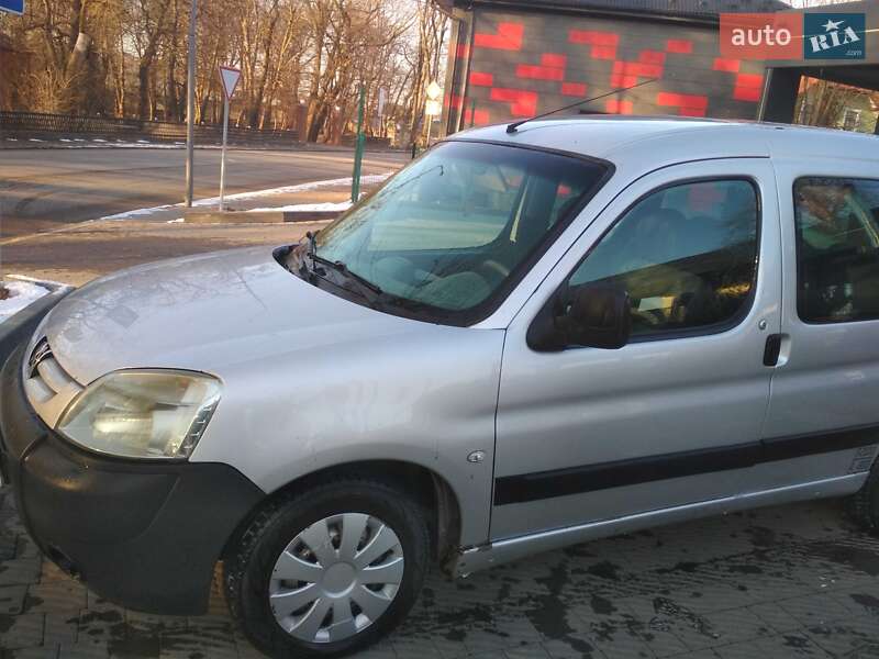 Мінівен Peugeot Partner 2006 в Самборі