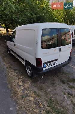 Грузовой фургон Peugeot Partner 2004 в Карловке