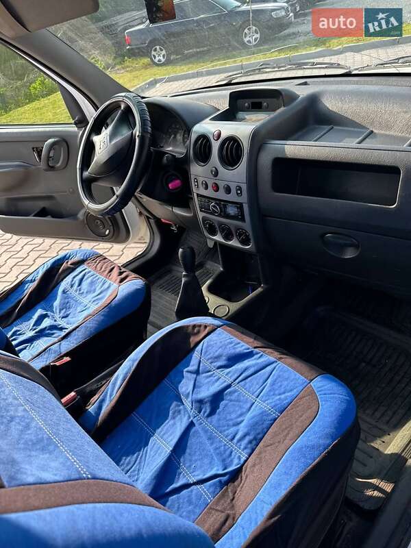 Минивэн Peugeot Partner 2011 в Шумске фото 9 Минивэн Peugeot Partner 2011 в Шумске