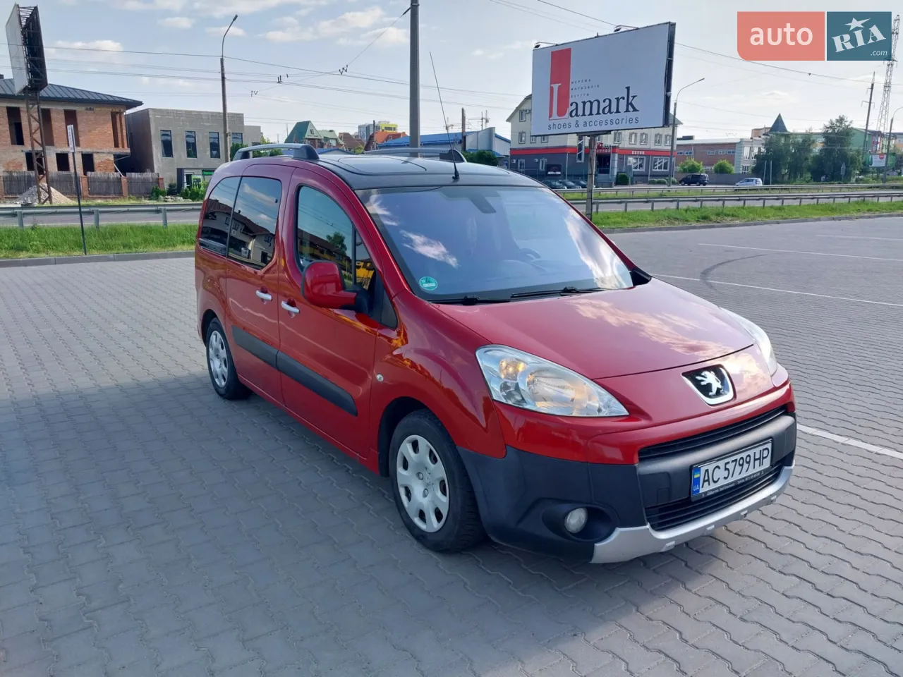 2010 Peugeot Partner - мініатюра 4