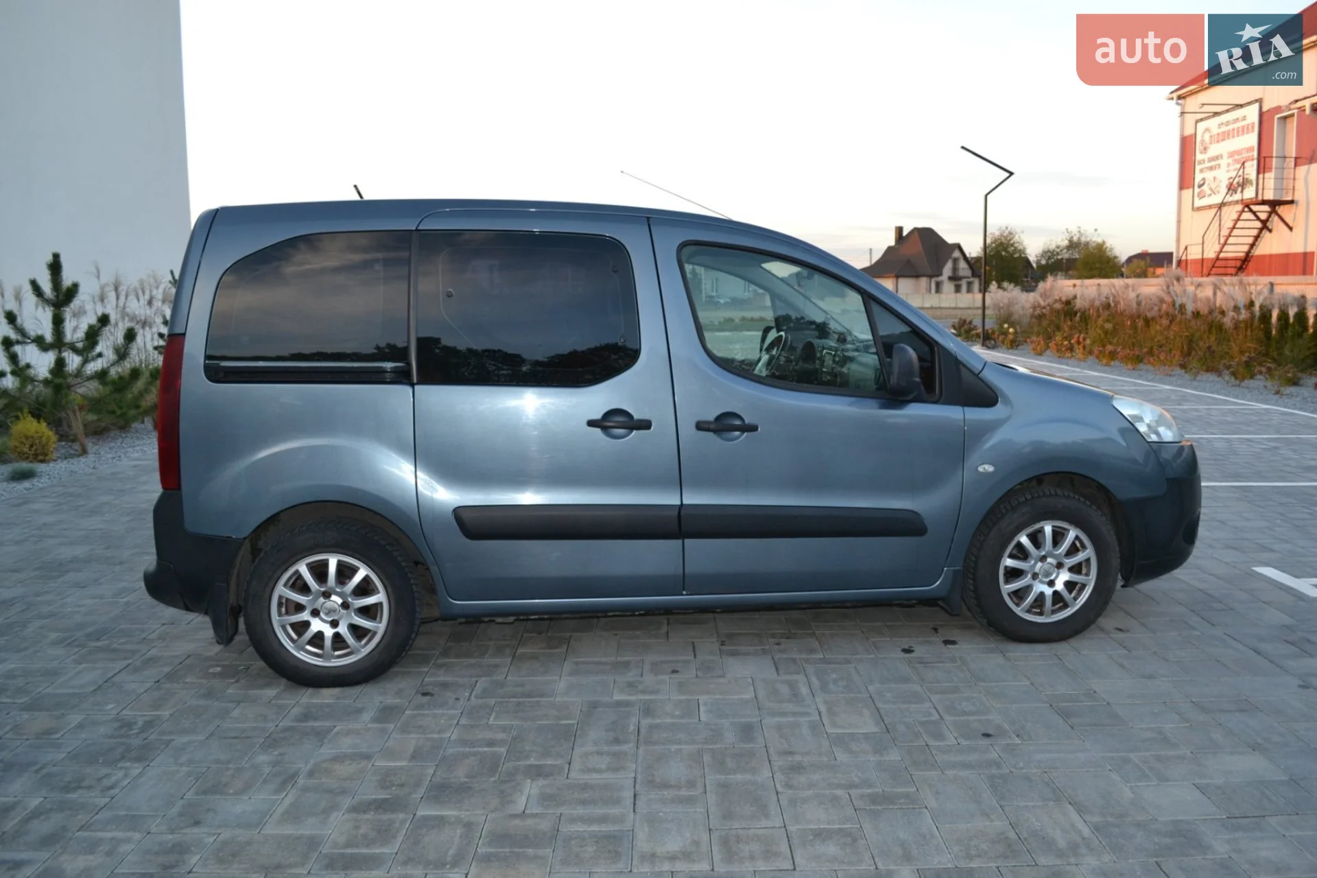 2012 Peugeot Partner - мініатюра 7
