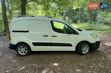 Вантажопасажирський фургон Peugeot Partner 2011 в 