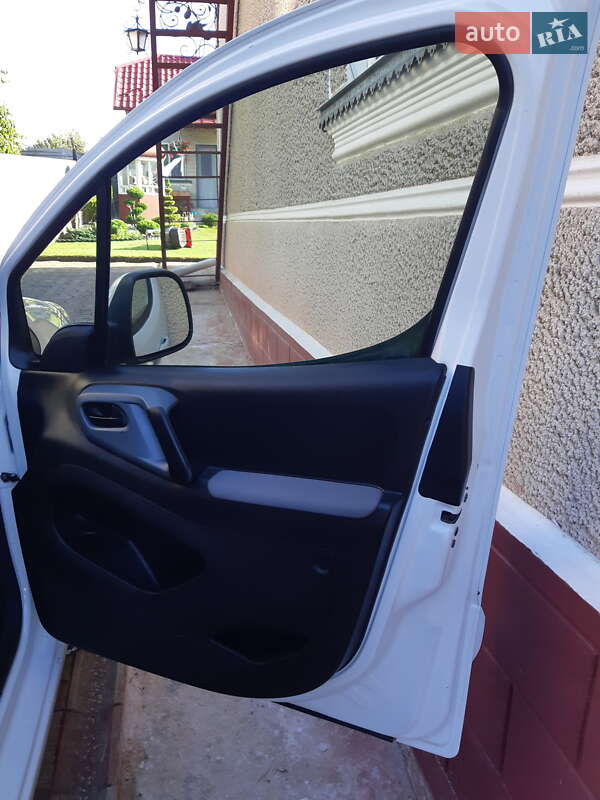 Мінівен Peugeot Partner 2014 в Борщеві