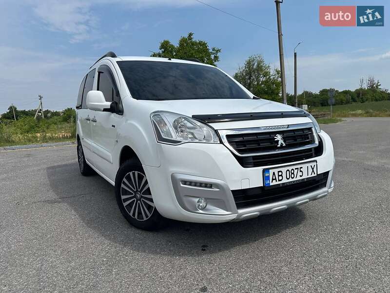 Мінівен Peugeot Partner 2016 в 