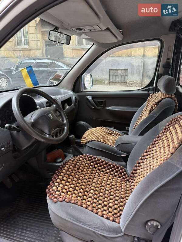 Минивэн Peugeot Partner 2004 в Львове