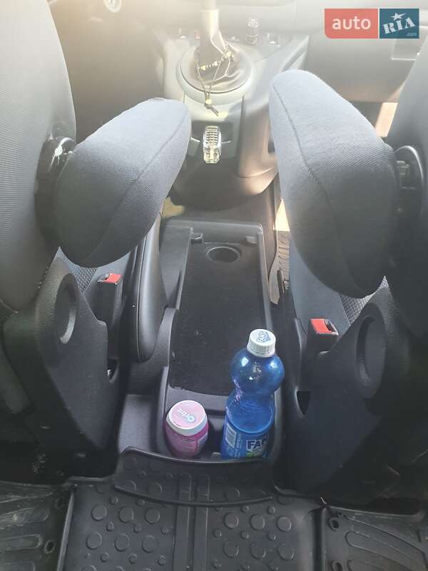 Минивэн Peugeot Partner 2010 в Одессе фото 5 Минивэн Peugeot Partner 2010 в Одессе