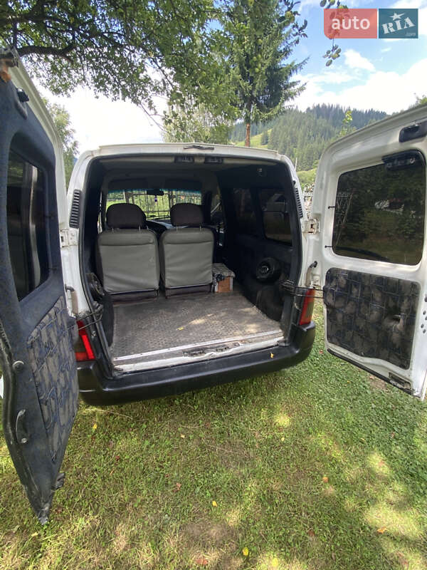 Минивэн Peugeot Partner 1998 в Путиле